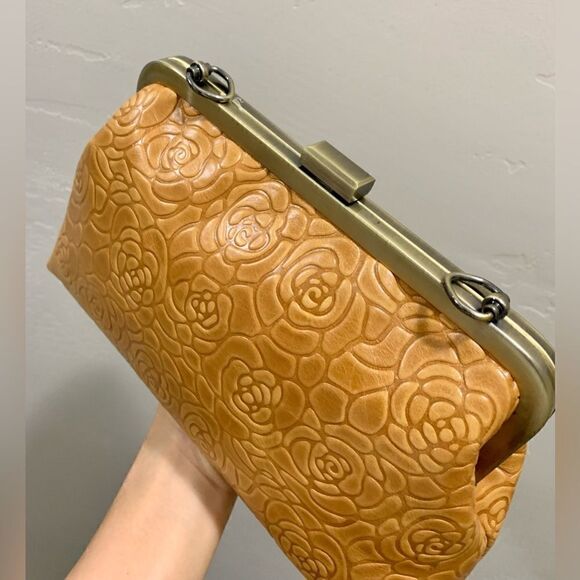 Embossed Rose Handmade Cowhide Leather Push-lock Handbag Includes Small Clutch - Picture 11 of 16